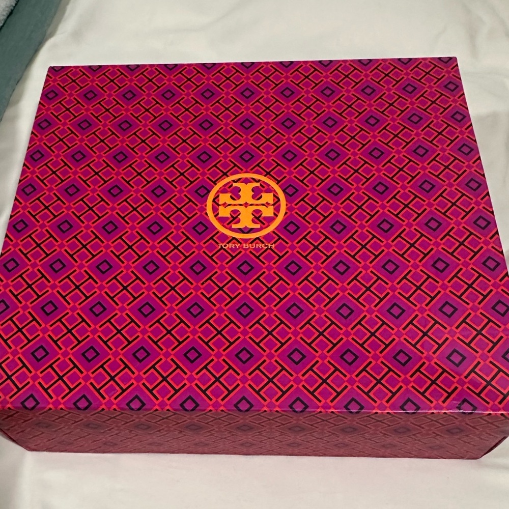 TORY BURCH MILLER LUG SOLE BOOTIE - Picture 6 of 8